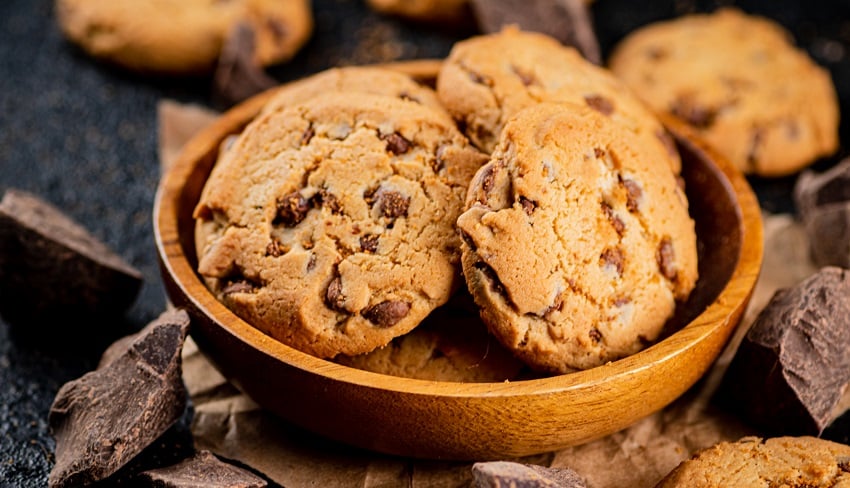 delicious-cookies-with-pieces-of-milk-chocolate-on-2022-01-12-02-16-14-utc